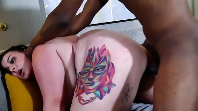 Spanish Size queen Maria Bose bites off more than she can handle