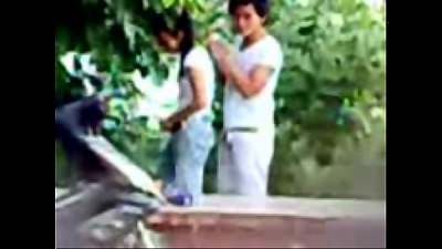 khmer sneake to smash  in the park