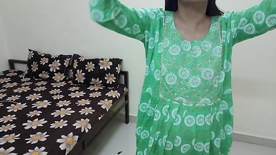 Desi bhabhi ne devar ko nehla diya chudai ke waqt Hindi HD video bang-out