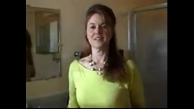 Alluring cougar from Naughty4You.com