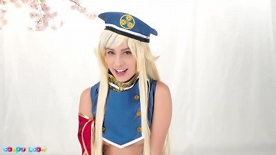 Cospuri Kristen Scott in Hina Suzuki cosplay