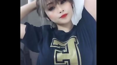 Tik Tok boobs damsels