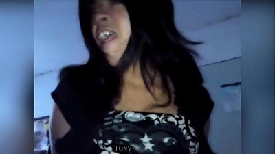 IN THE ASS, EVEN IF IT HURTS: to get vengeance on her ex-boyfriend, she put it in her booty alone and gave me sitting until she farted. Oops, wrong fuckhole excruciating assfuck cuckold stunner