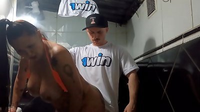 Saymon embarked dancing and the super-hot milf came to enjoy her hard-on