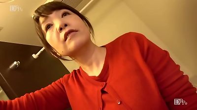 Appearance Yukie Miyamae Make a housekeeper a naked apron and have fun pranks as much as you want! 1