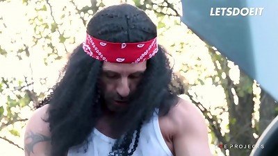 cool brunette Shrima Malati Needs A Car Fix But This yam-sized sausage guy motionless Her coochie Instead - LETSDOEIT