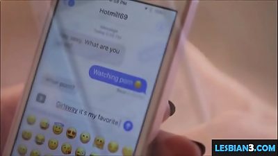 mom & daughter cootchie licking time