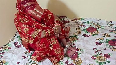 first Night with husband wifey Arrange Marriage Suhagrat Indian very first Night Homemade newly Married duo