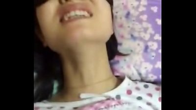 bá»‹t máº¯t loáº¡n lu&acirc;n vá»›i em g&aacute;i - vietnamese fuck baby step-sister